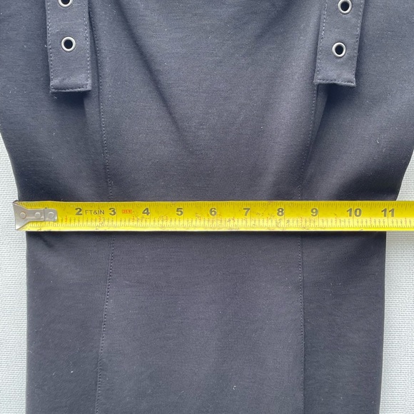 Dress - Picture 5 of 6